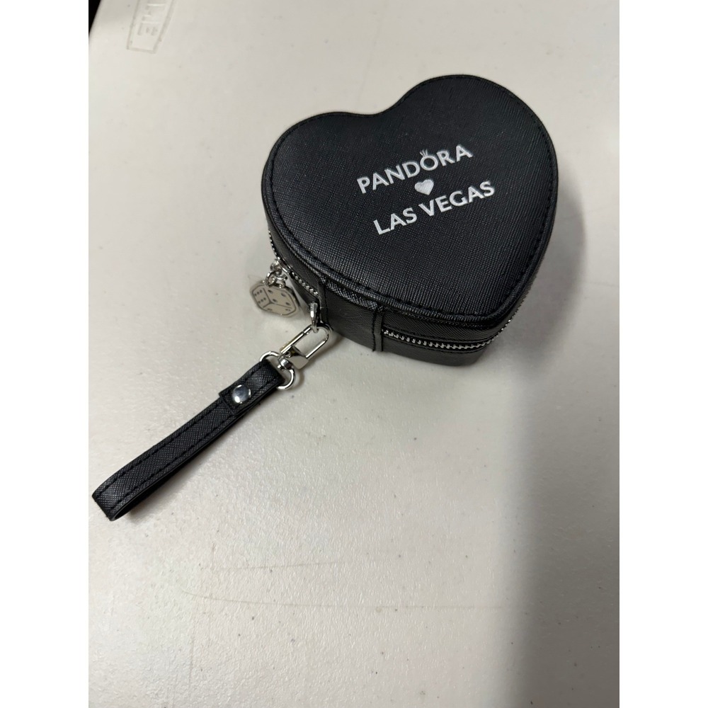 Pandora Las Vegas Heart Jewelry Travel Case Black Dice Charm Zip Wristlet Case
